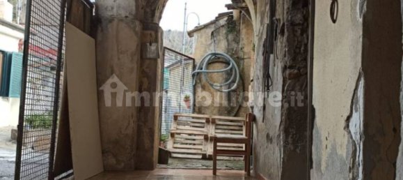 2 bedrooms House in Baronissi, Italy No. 137897 14