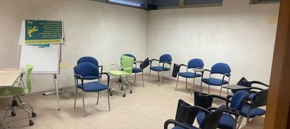 180m² Office in Salerno, Italy No. 372756 3