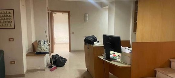 180m² Office in Salerno, Italy No. 372756 5