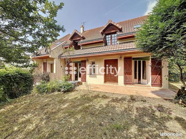 8 chambres Maison à Saint-Avertin, France No. 303828