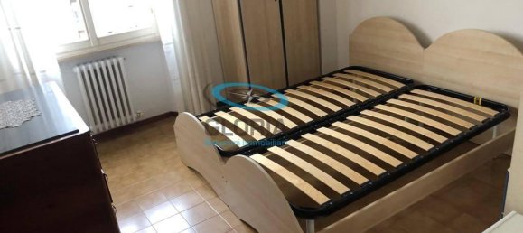 Квартира с 4 комнатами в Фабриано, Италия № 118766 4