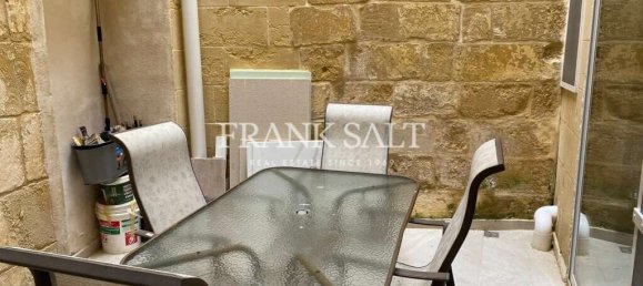 3 bedrooms House in Victoria, Malta No. 2812 5