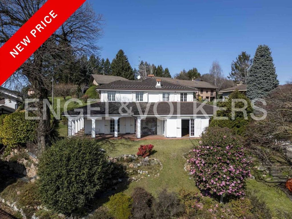 Villa T5 em Varese, Italy N.º 139889