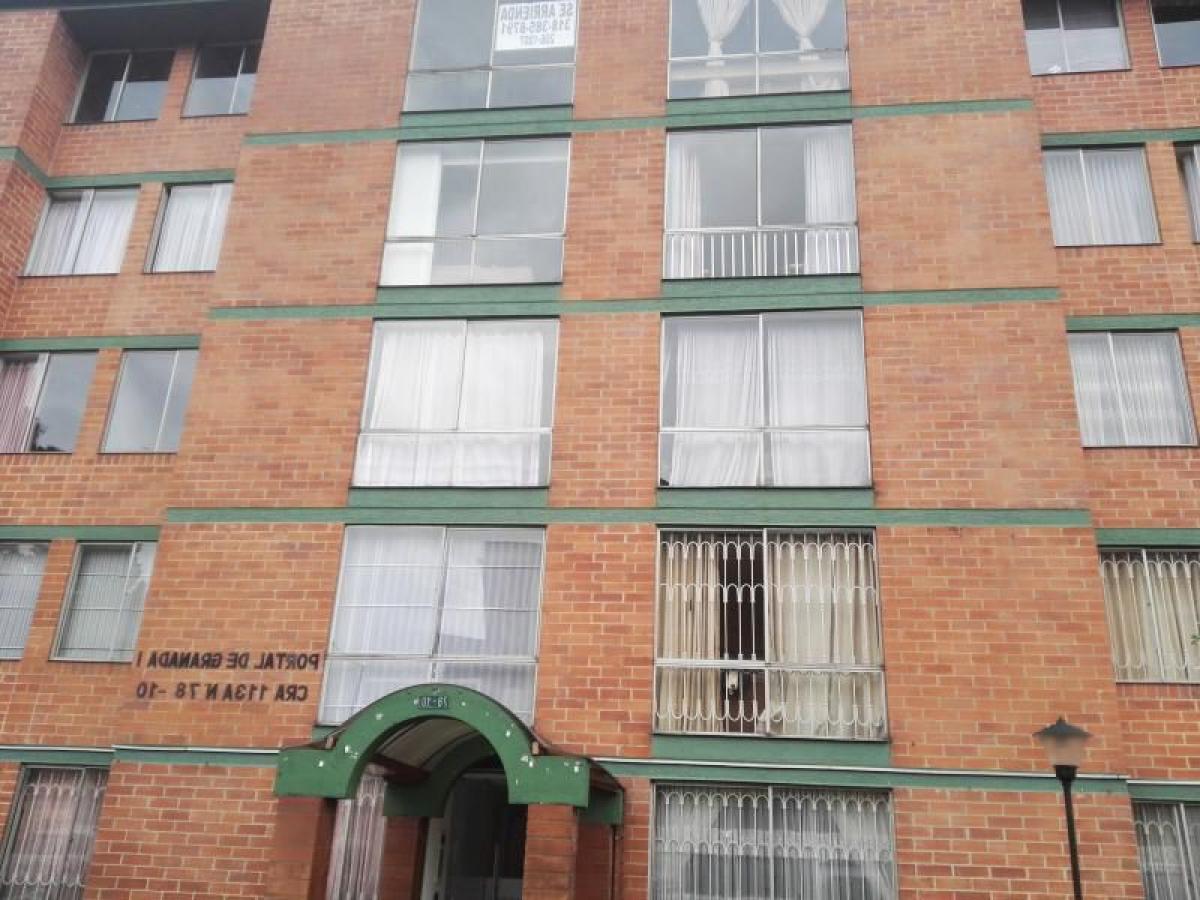 Дом с 3 спальнями в Богота, Колумбия № 10755