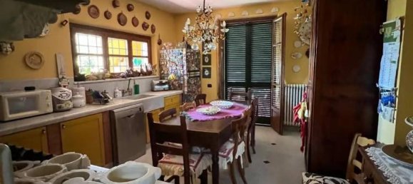 10 rooms Villa in Carrara, Italy No. 318203 6