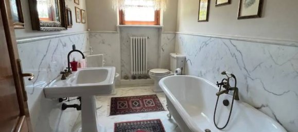 10 rooms Villa in Carrara, Italy No. 318203 25