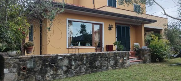 10 rooms Villa in Carrara, Italy No. 318203 45