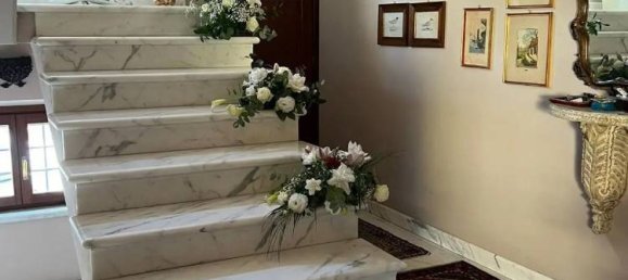 10 rooms Villa in Carrara, Italy No. 318203 8