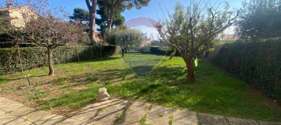 3 rooms Apartment in Recanati, Italy No. 16426 19