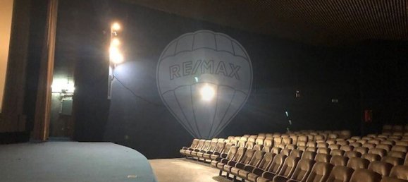 1000m² Warehouse in Porto, Portugal No. 60090 5