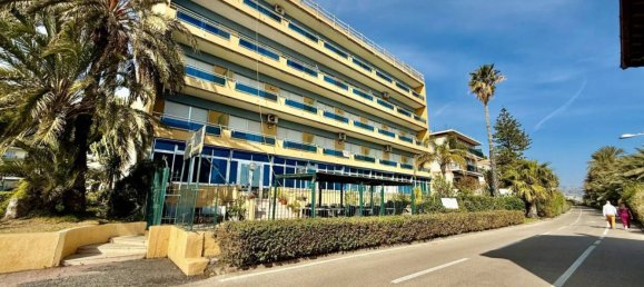 1 bedroom Apartment in Sanremo, Italy No. 36904 9
