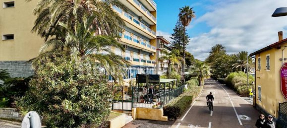 1 bedroom Apartment in Sanremo, Italy No. 36904 4