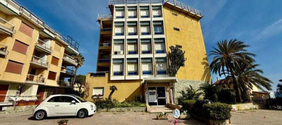 1 bedroom Apartment in Sanremo, Italy No. 36904 11