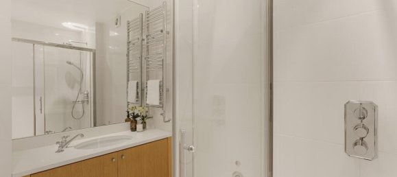 3 bedrooms Apartment in London, United Kingdom No. 13282 8