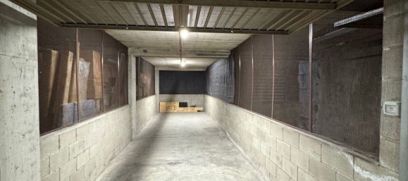 مرآب في Milan, Italy 30متر مربع رقم 258804 3