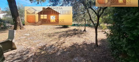 5 bedrooms Apartment in Signa, Italy No. 353127 9