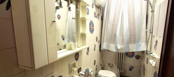 5 bedrooms Apartment in Signa, Italy No. 353127 31