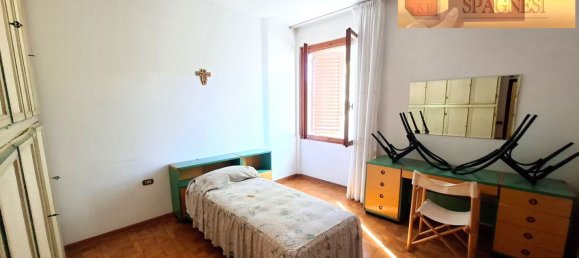 5 bedrooms Apartment in Signa, Italy No. 353127 30