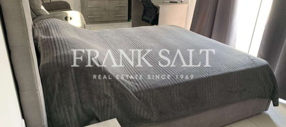 Пентхаус с 1 спальней в Гзира, Мальта № 7275 9