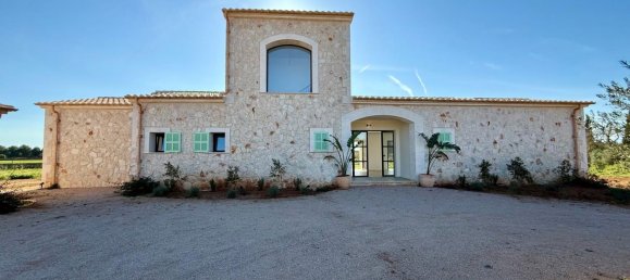 5 bedrooms House in Campos, Spain No. 147503 7