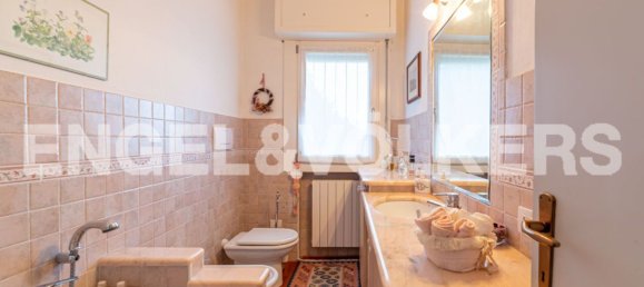 Apartamento de 4 habitaciónes en Stresa, Italy No. 132570 9