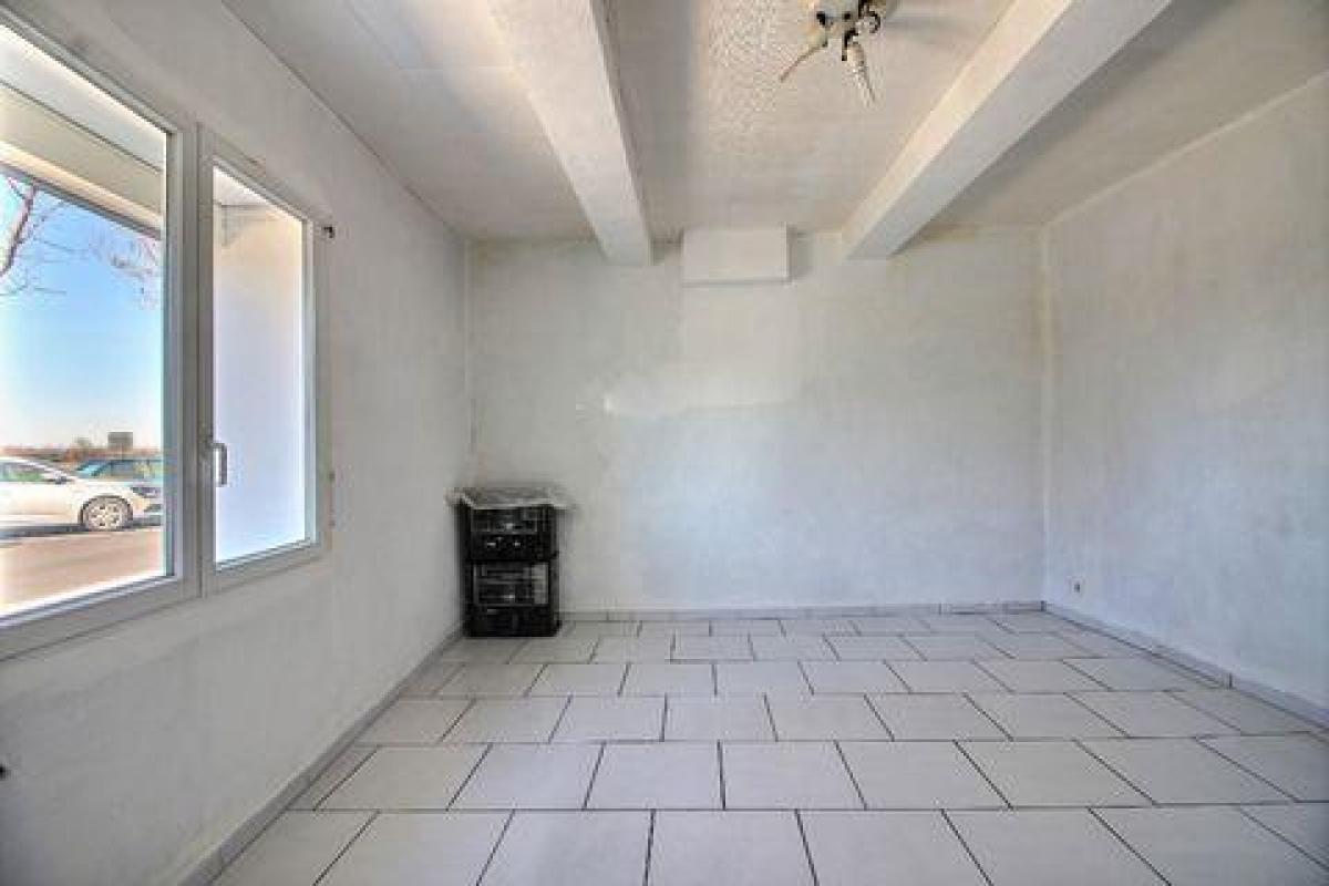 2 Schlafzimmer Haus in Mornas, France, Nr. 30811