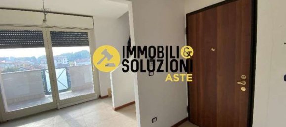 3-salle Appartement à Abbiategrasso, Italy No. 7846 6