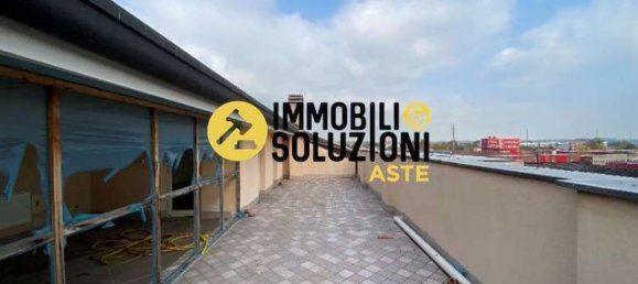 3-salle Appartement à Abbiategrasso, Italy No. 7846 18