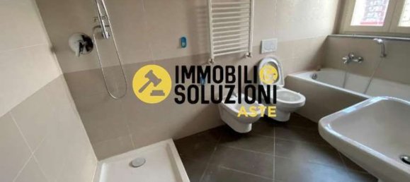 3-salle Appartement à Abbiategrasso, Italy No. 7846 11
