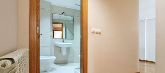 3 bedrooms Apartment in A Coruna, Spain No. 153964 12