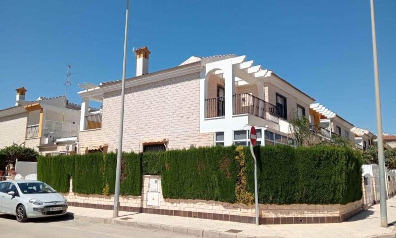 4 bedrooms House in Alicante, Spain No. 188073