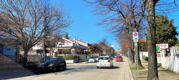 3-salle Appartement à Pescara, Italy No. 20151 17