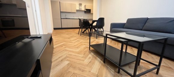 2 rooms Apartment in Milan, Italy No. 244815 3