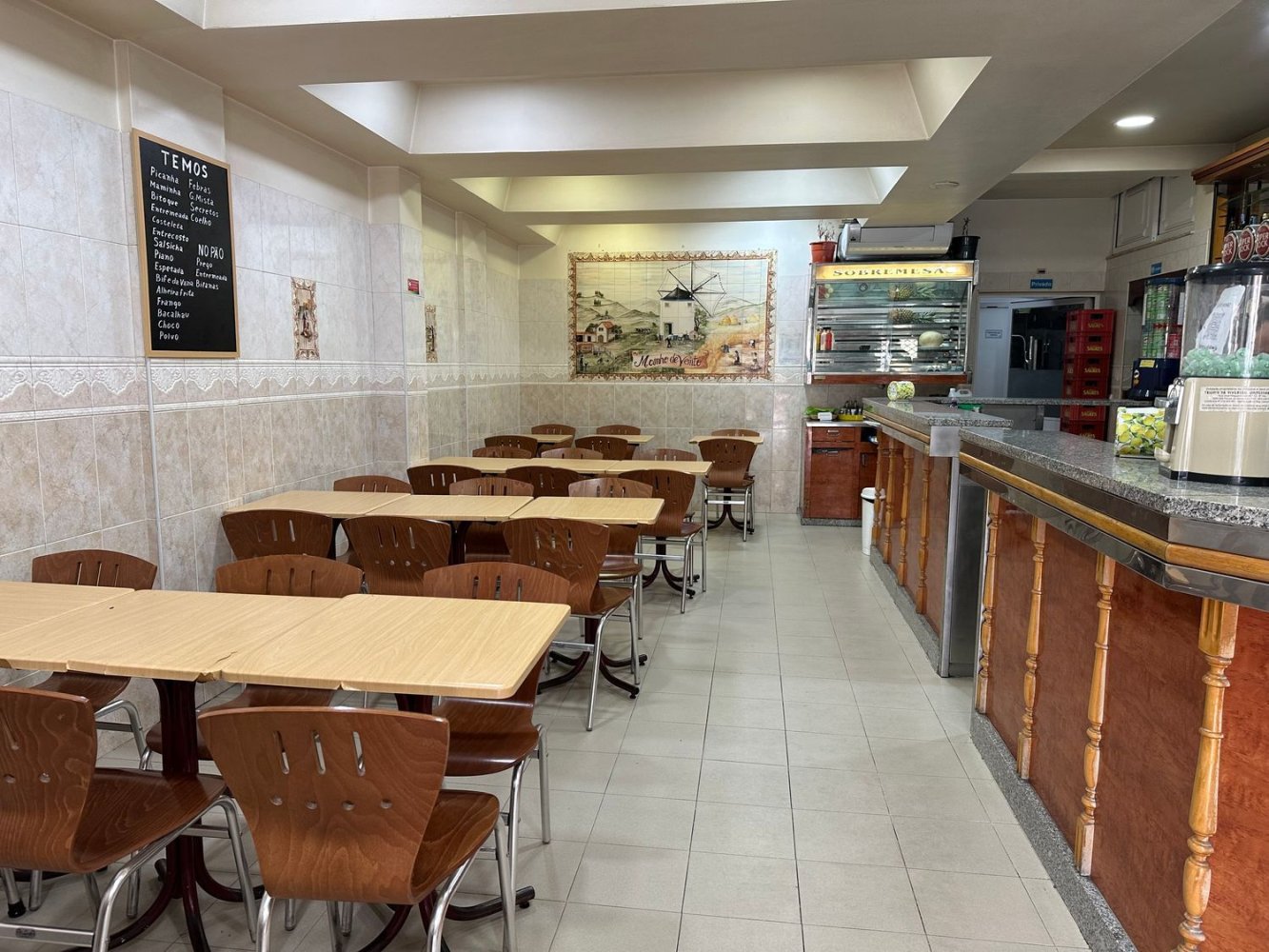 85m² Commercial property in Odivelas, Portugal No. 261957