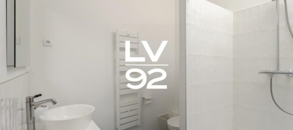 4 غرف نوم منزل ذو طابقين في Asnieres-sur-Seine, France رقم 162782 21