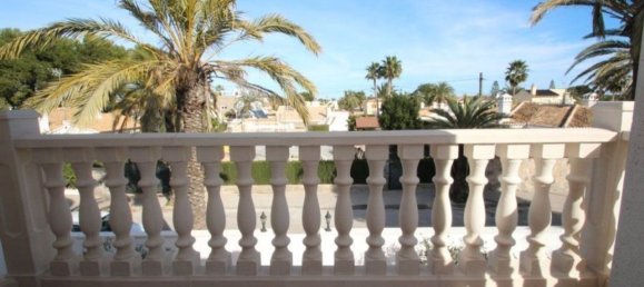 Casa de 4 dormitorios en Cabo Roig, Spain No. 128841 18