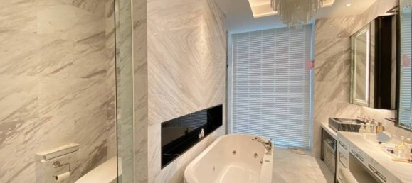 3 chambres Condo à Khlong San, Thailand No. 62370 8