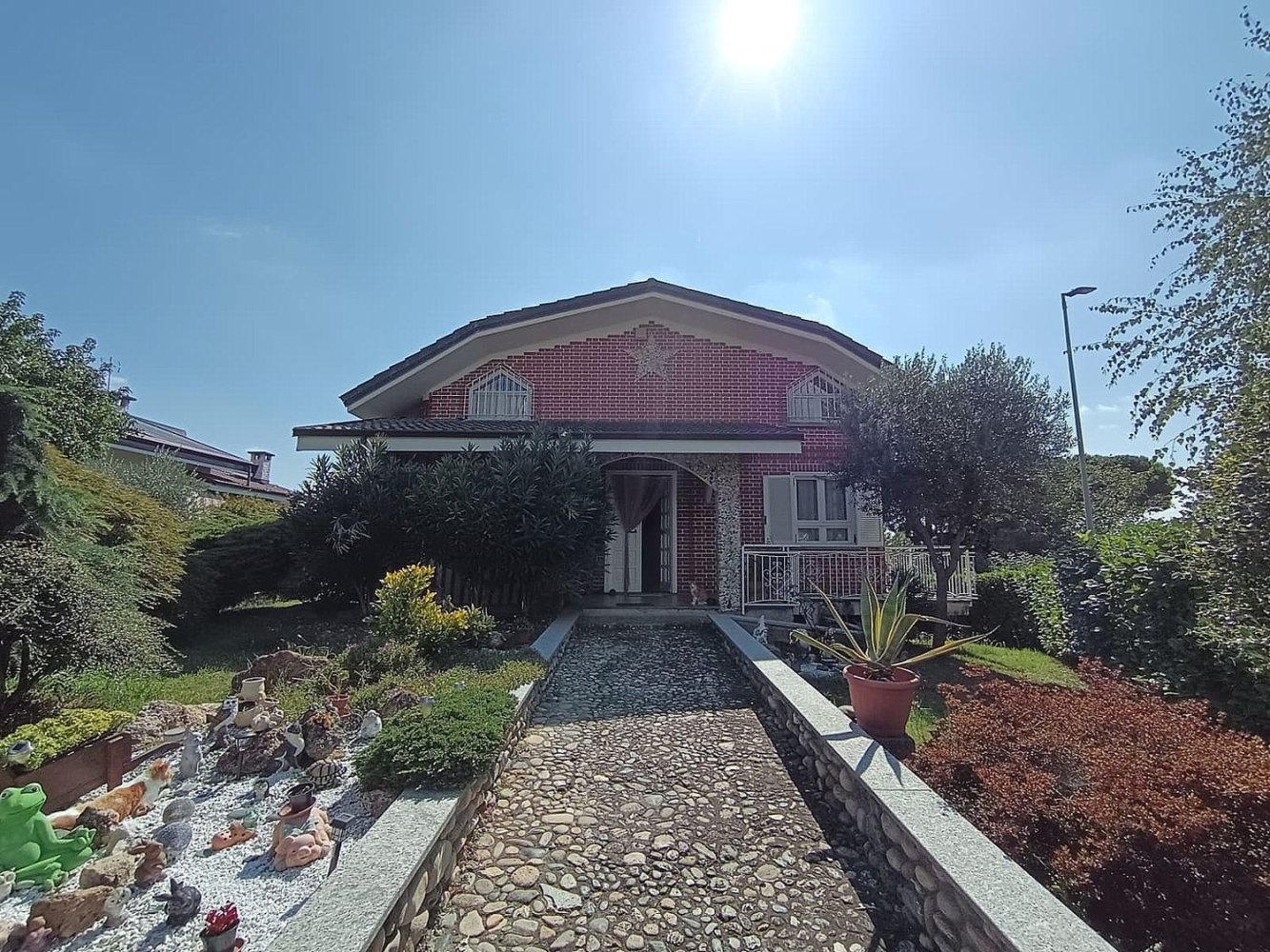 5 bedrooms Villa in Frossasco, Italy No. 339611