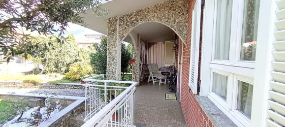 5 bedrooms Villa in Frossasco, Italy No. 339611 6