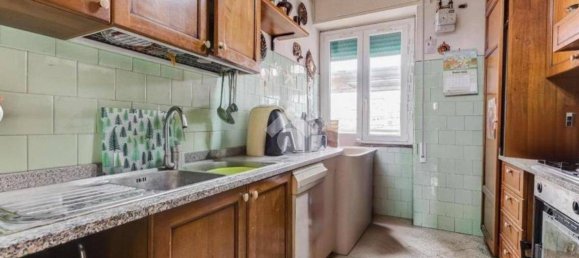 5 bedrooms Apartment in Rome, Italy No. 52354 19