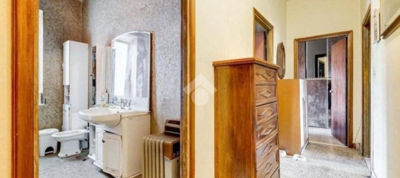 5 bedrooms Apartment in Rome, Italy No. 52354 28