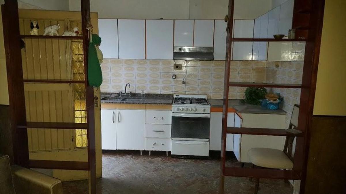 3 bedrooms House in General San Martin, Argentina No. 7401