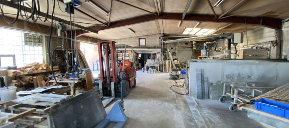 Gewerbliche Immobilie in Esslingen, Germany 616m², Nr. 17846 3