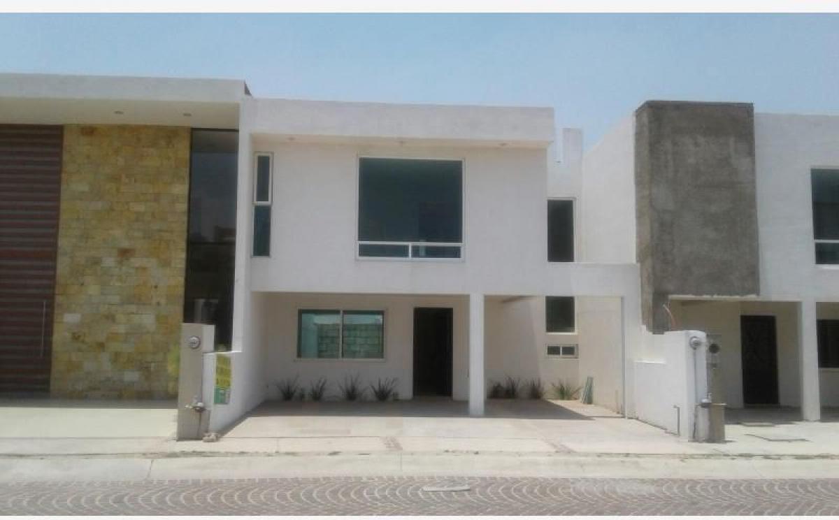 Дом с 3 спальнями в Гуанахуато, Мексика № 147787