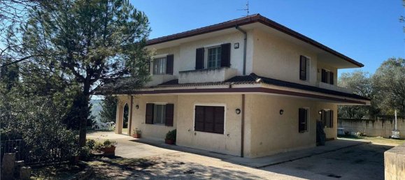 6-Zimmer Haus in Pescara, Italy, Nr. 58600 37