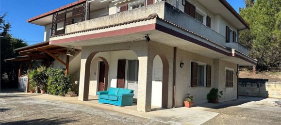 6-Zimmer Haus in Pescara, Italy, Nr. 58600 22