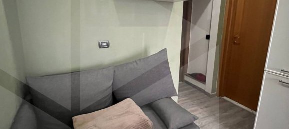 3 rooms Apartment in Bologna, Italy No. 24214 5