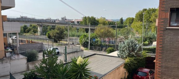Apartamento de 4 divisões em Monterotondo, Italy N.º 324984 9
