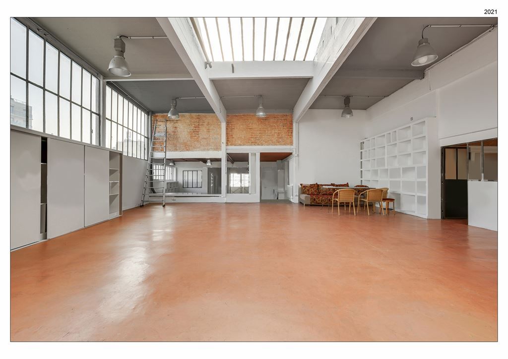 12-salle Maison à Courbevoie, France No. 180024