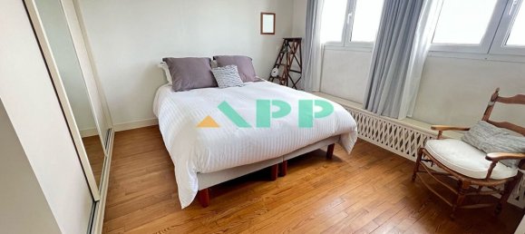 5 bedrooms House in Juvisy-sur-Orge, France No. 166126 12